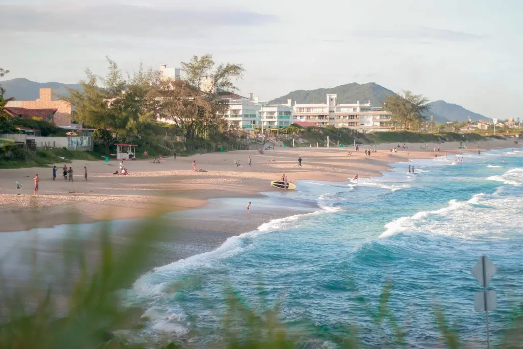 Brazil is a good country for remote workers or pensioners looking for a beach house, and Santa Catarina is one of the favorite destinations.
