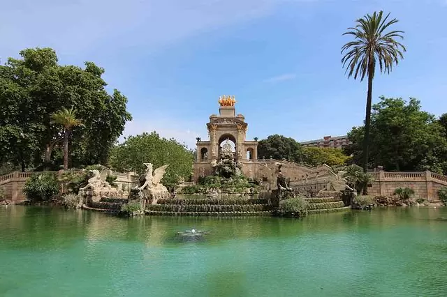 parc-de-la-ciutadella one of the most beautiful gardens in europe