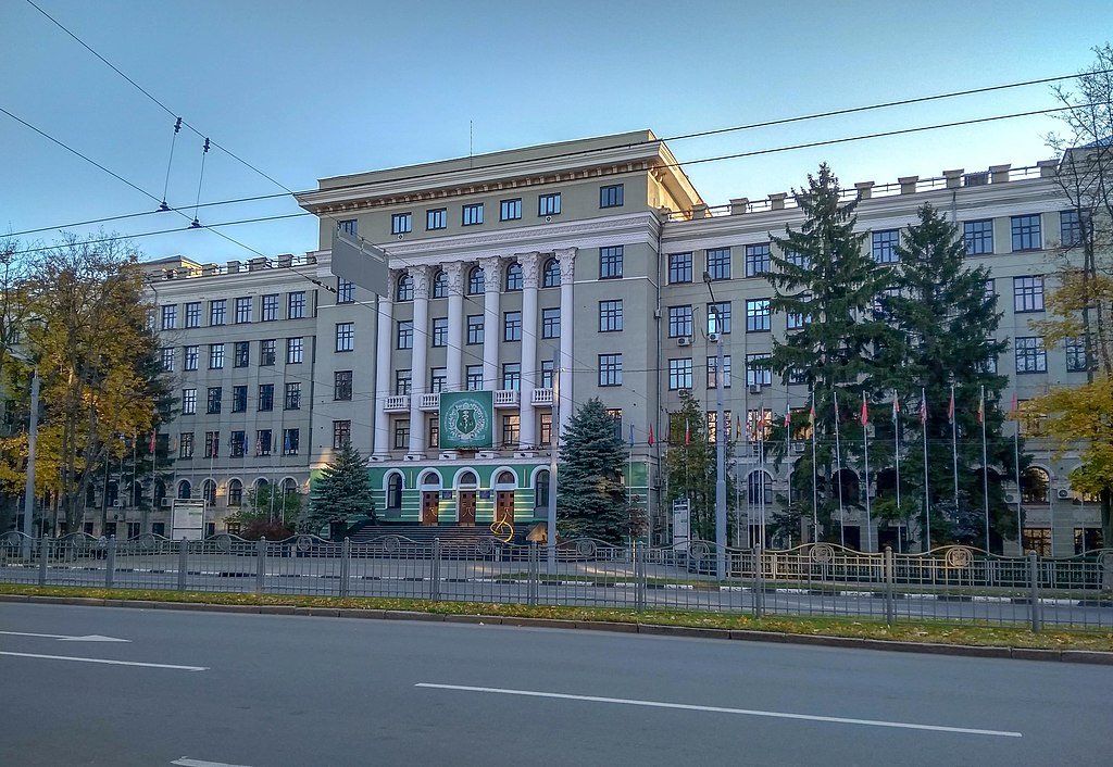 The Kharkiv National Medical University is located in Ukraine, one of the best countries to study medicine for international students. Star61, CC BY-SA 4.0, via Wikimedia Commons