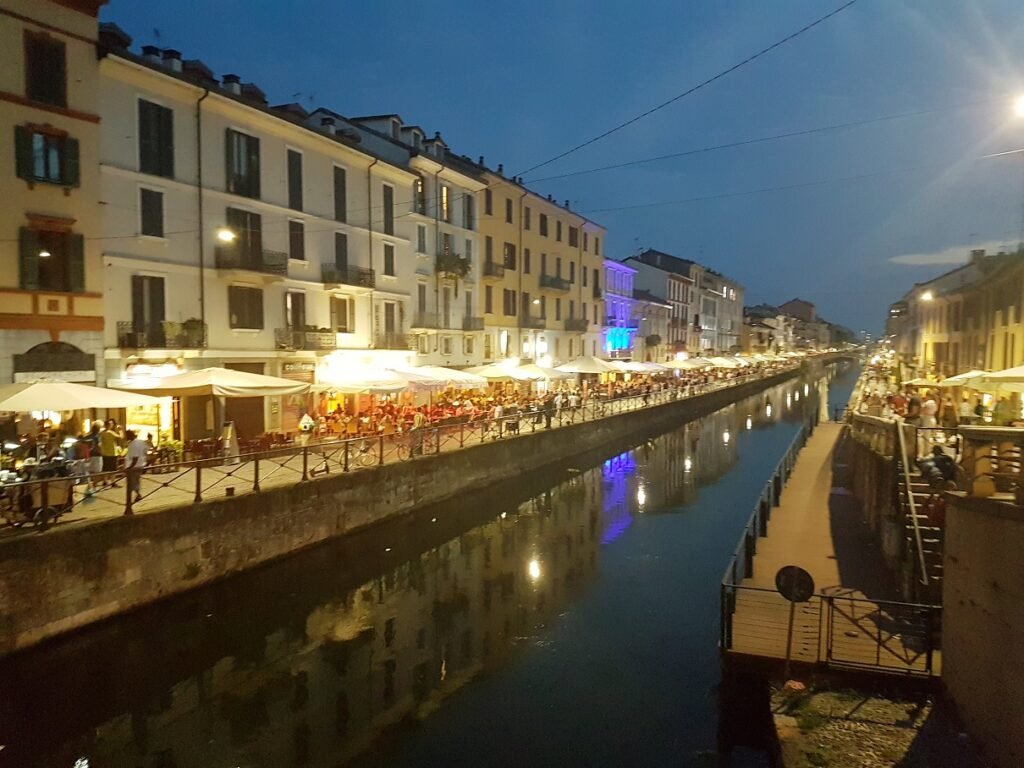 Navigli in Milan. Photo by the article author.